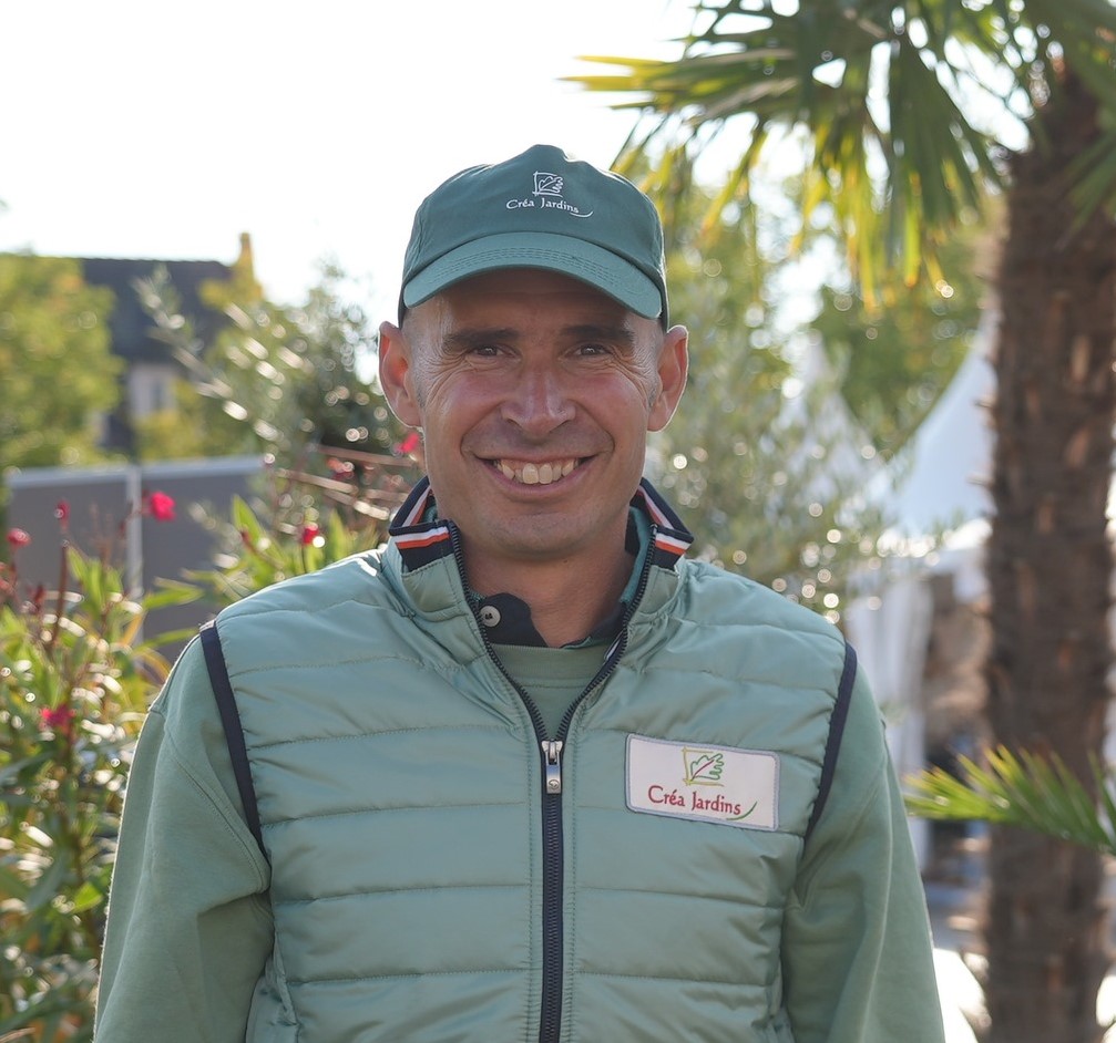 GERANT | Créa jardins Créa jardins : Paysagiste pour pavage mécanique, aménagement et entretien d’espaces extérieurs à Weckolsheim près de Neuf-Brisach Mulhouse