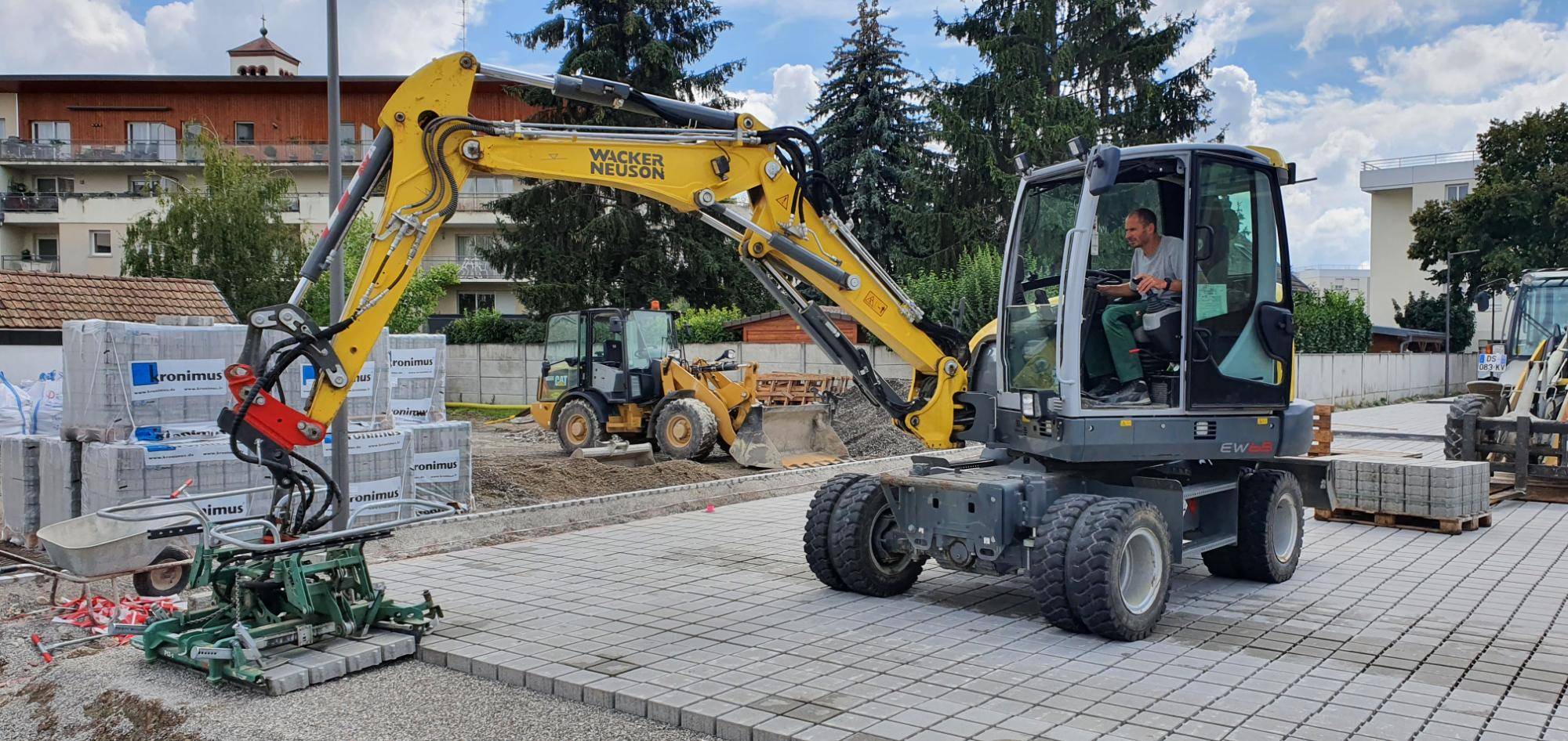 CHANTIERS CREAJARDIN130 | Créa jardins Pavage mécanique haute productivité près de Neuf-Brisach et Fessenheim Erstein 0